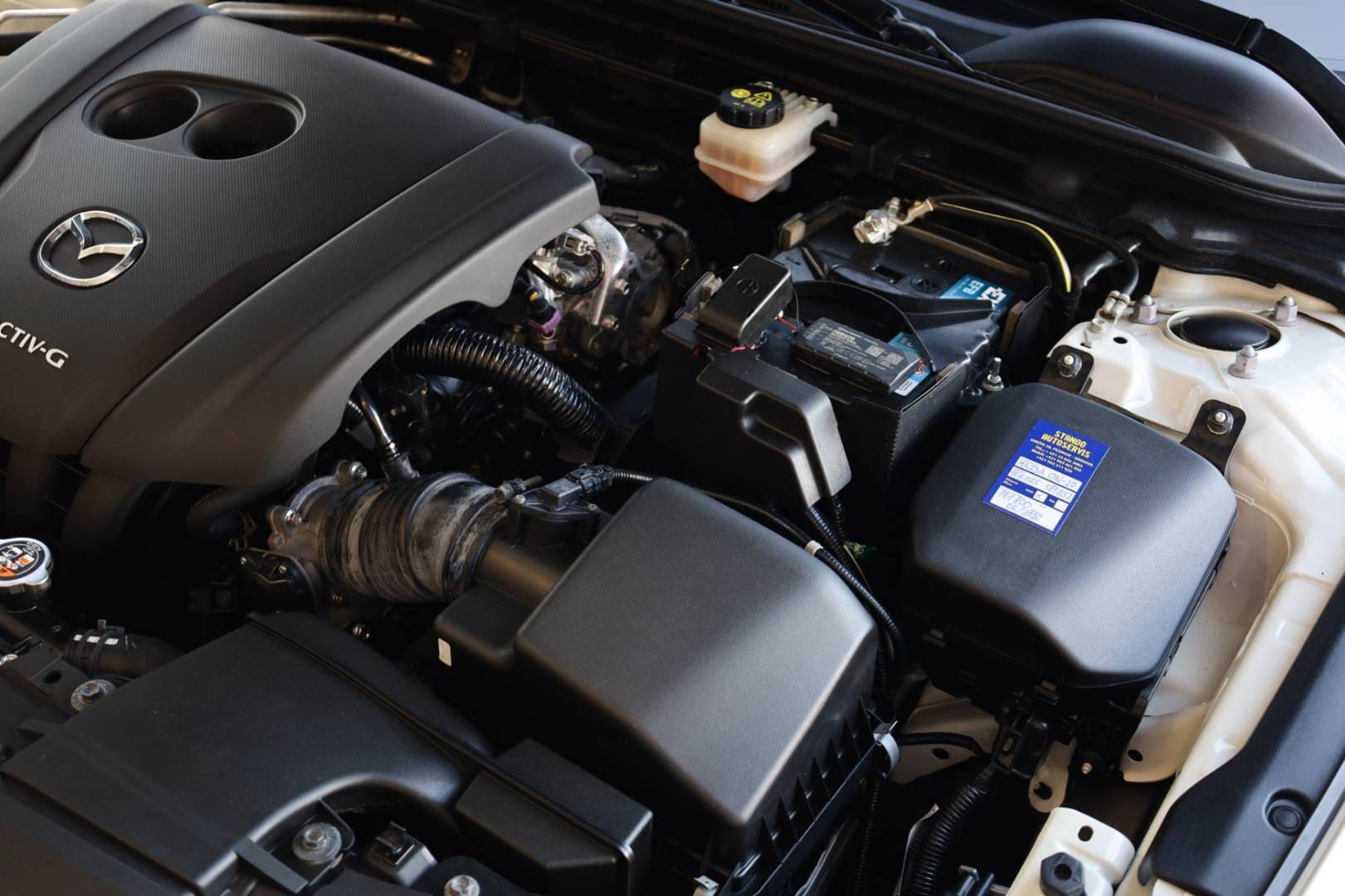Mazda-3-20-Skyactiv-G122-PlusSafety-46