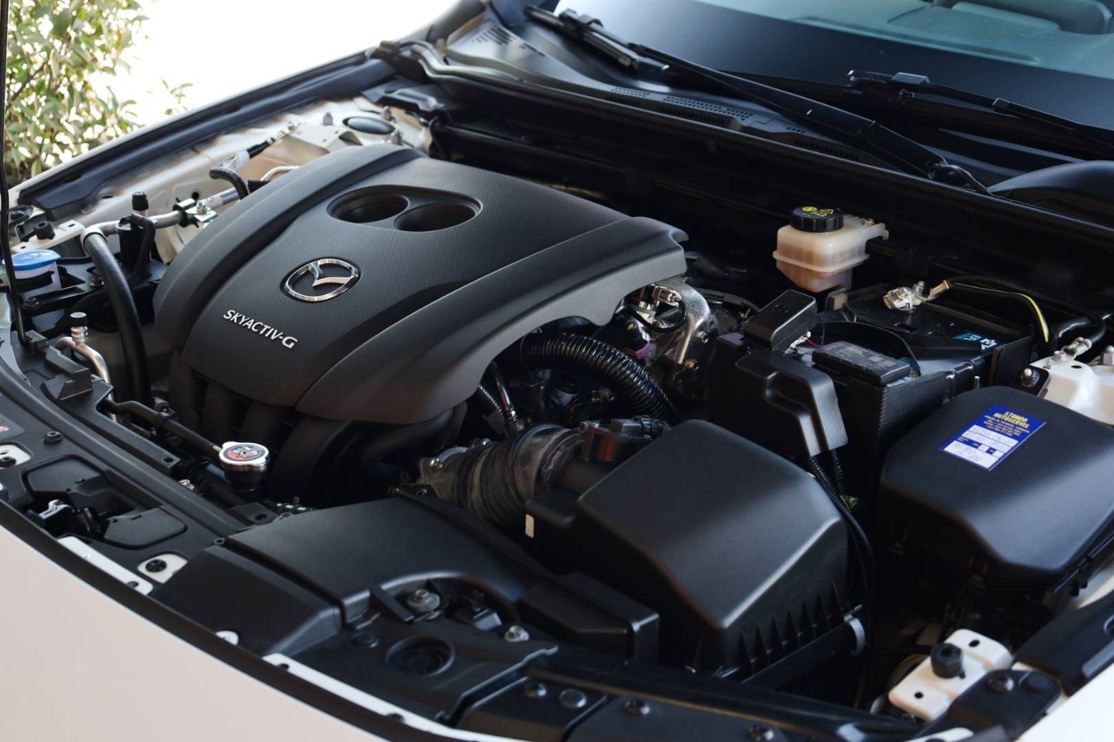 Mazda-3-20-Skyactiv-G122-PlusSafety-47