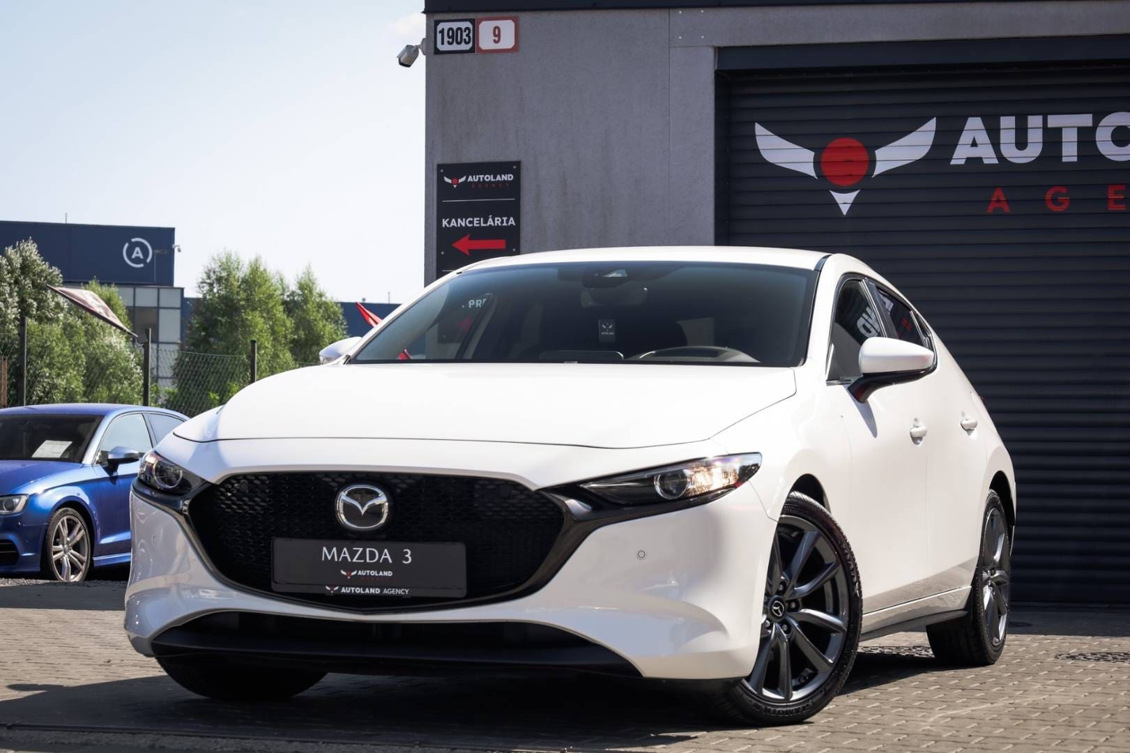 Mazda-3-20-Skyactiv-G122-PlusSafety