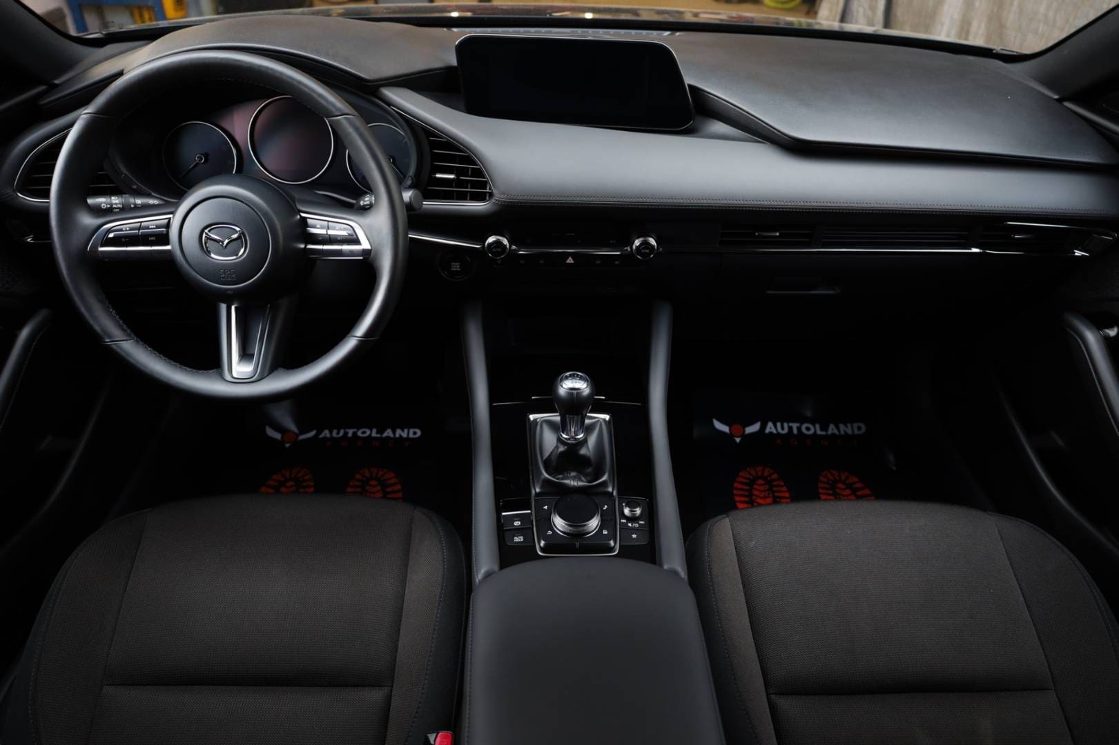 Mazda-3-20-Skyactiv-G122-PlusSoundSafety-12