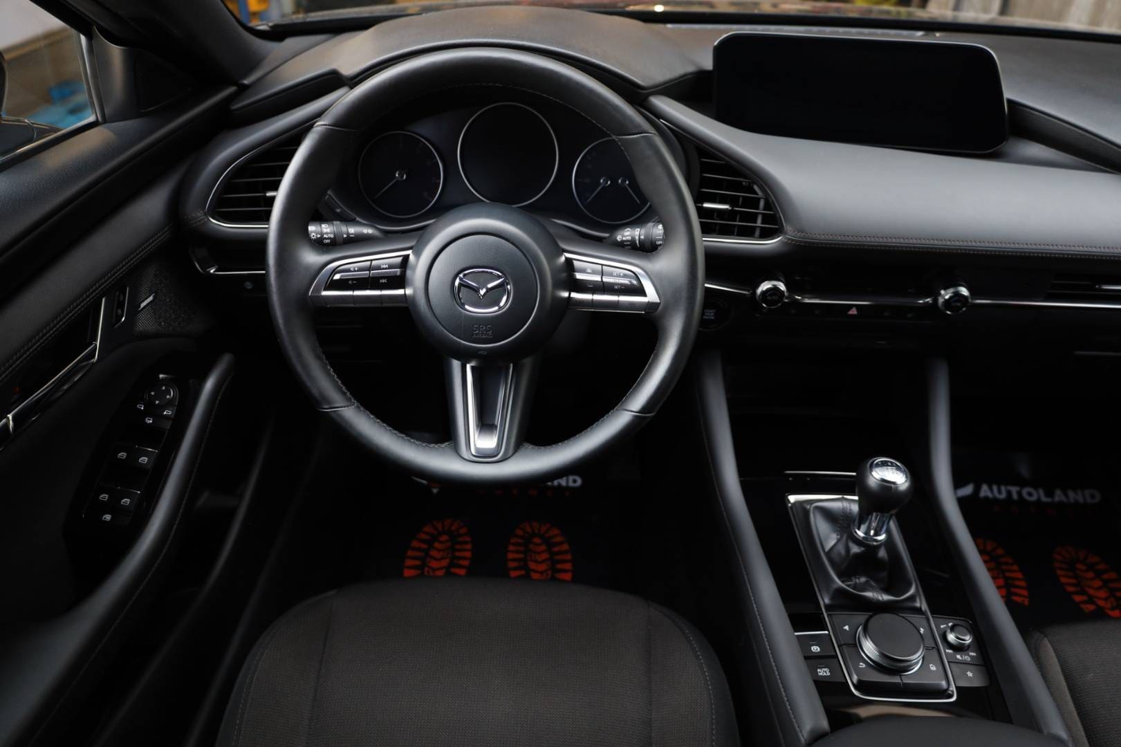Mazda-3-20-Skyactiv-G122-PlusSoundSafety-15