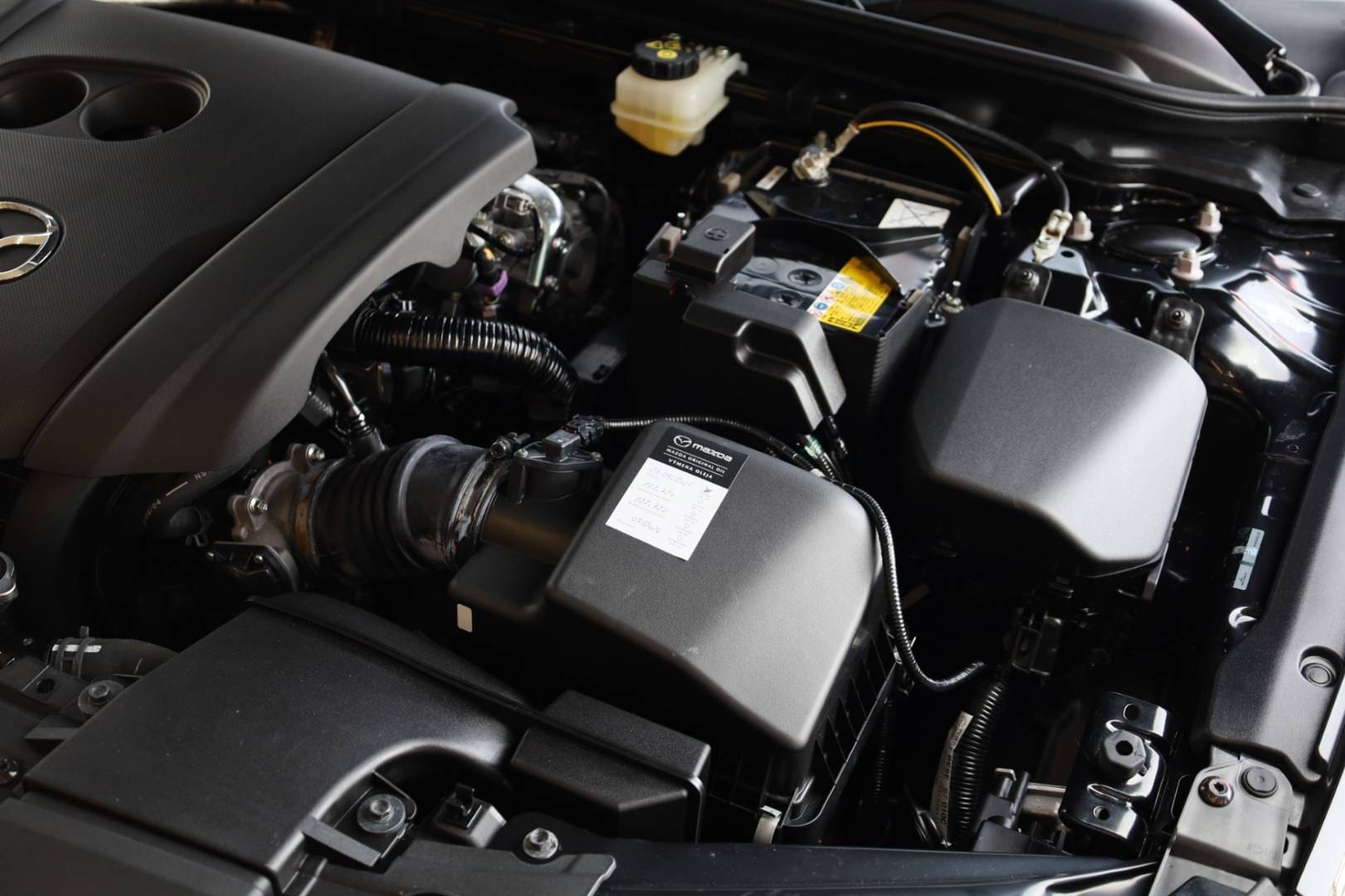 Mazda-3-20-Skyactiv-G122-PlusSoundSafety-47