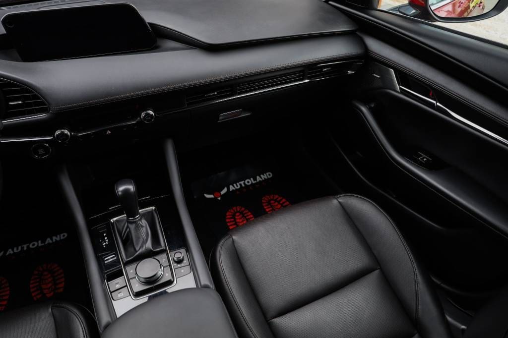 Mazda-3-20-Skyactiv-G122-PlusStyleSoundSafetyLuxury-AT-14