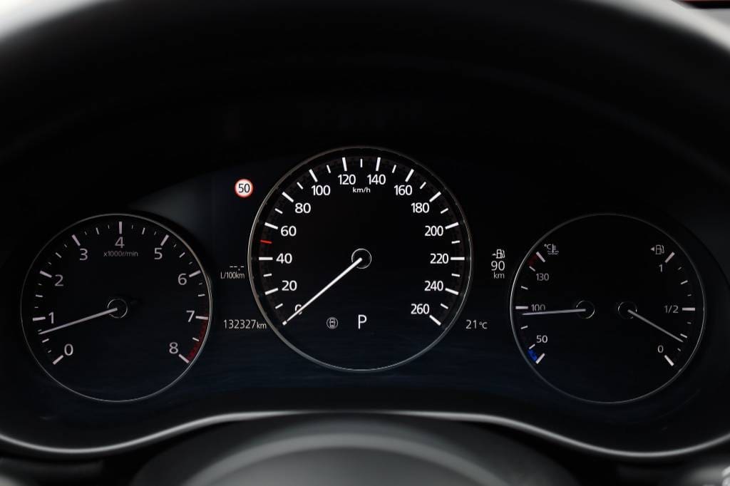 Mazda-3-20-Skyactiv-G122-PlusStyleSoundSafetyLuxury-AT-23