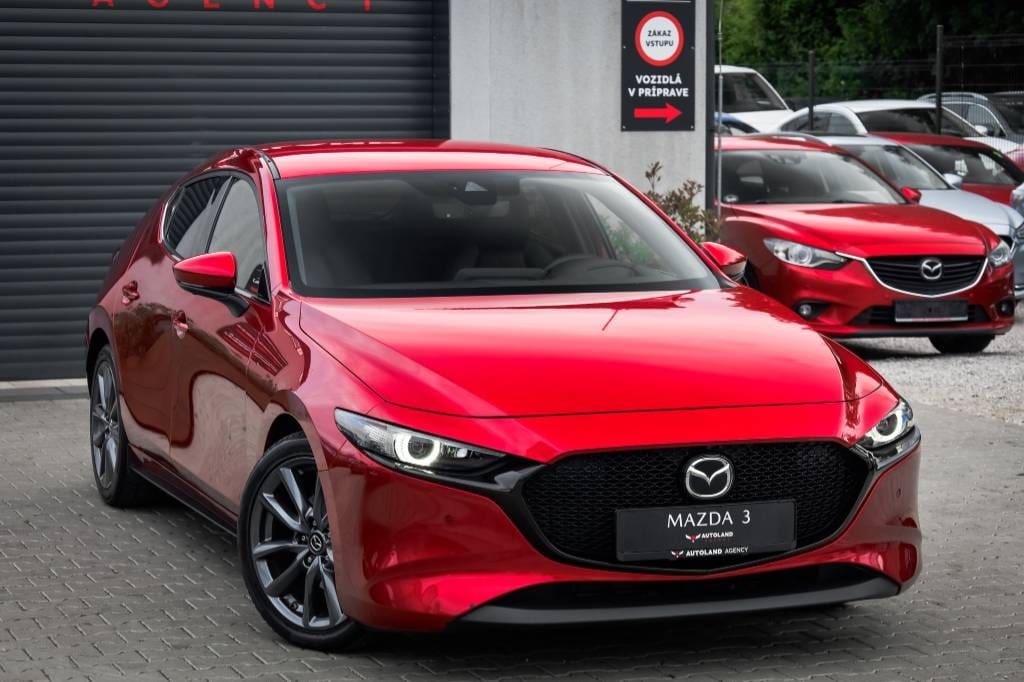 Mazda-3-20-Skyactiv-G122-PlusStyleSoundSafetyLuxury-AT-4