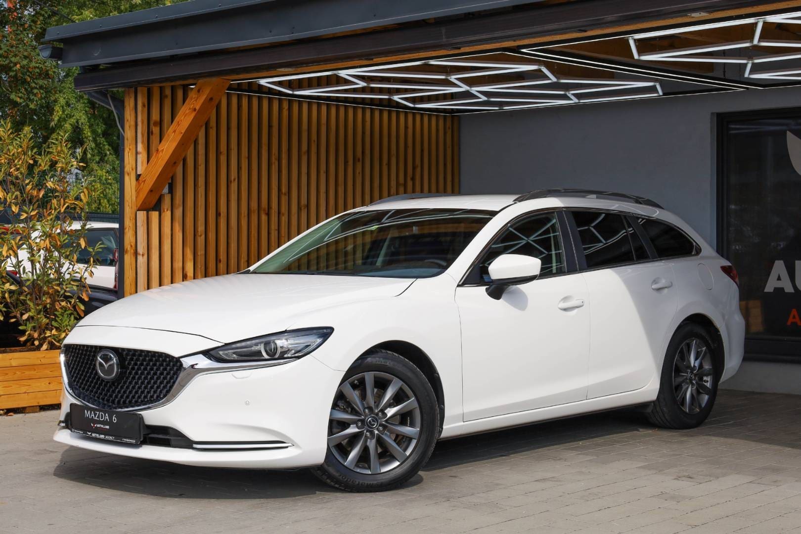 Mazda-6-Combi-Wagon-6-22-Skyactiv-D150-Attraction-AT-1