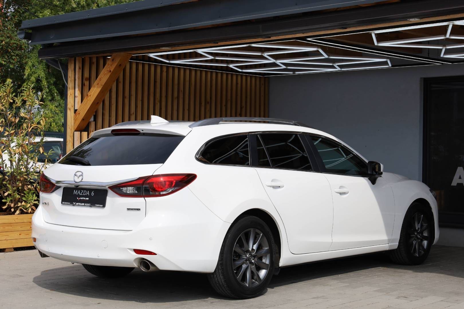 Mazda-6-Combi-Wagon-6-22-Skyactiv-D150-Attraction-AT-8