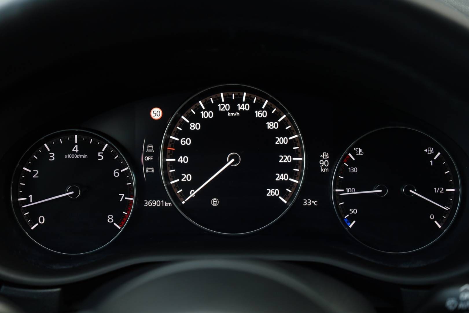 Mazda-CX-30-e-Skyactiv-G122-Exclusive-line-22