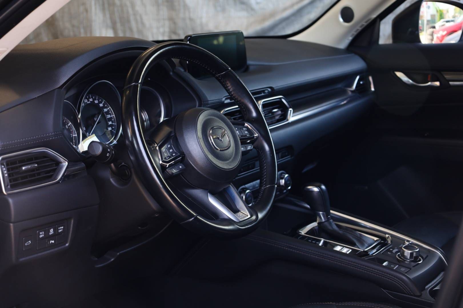 Mazda-CX-5-25-Skyactiv-G194-Revolution-PLUS-AWD-AT-11
