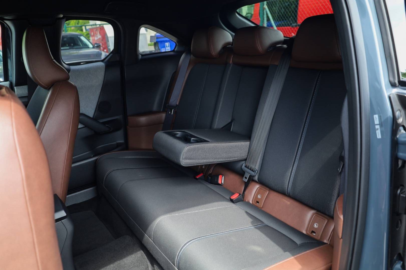 Mazda-MX-30-e-Skyactiv-First-Edition-Luxury-Vintage-39