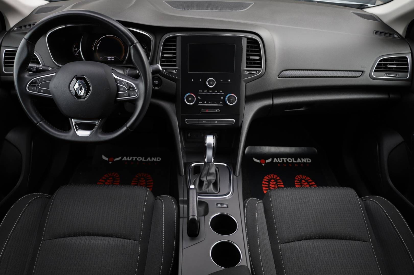 Renault-Megane-15-Blue-dCi-115-Business-EDC-12