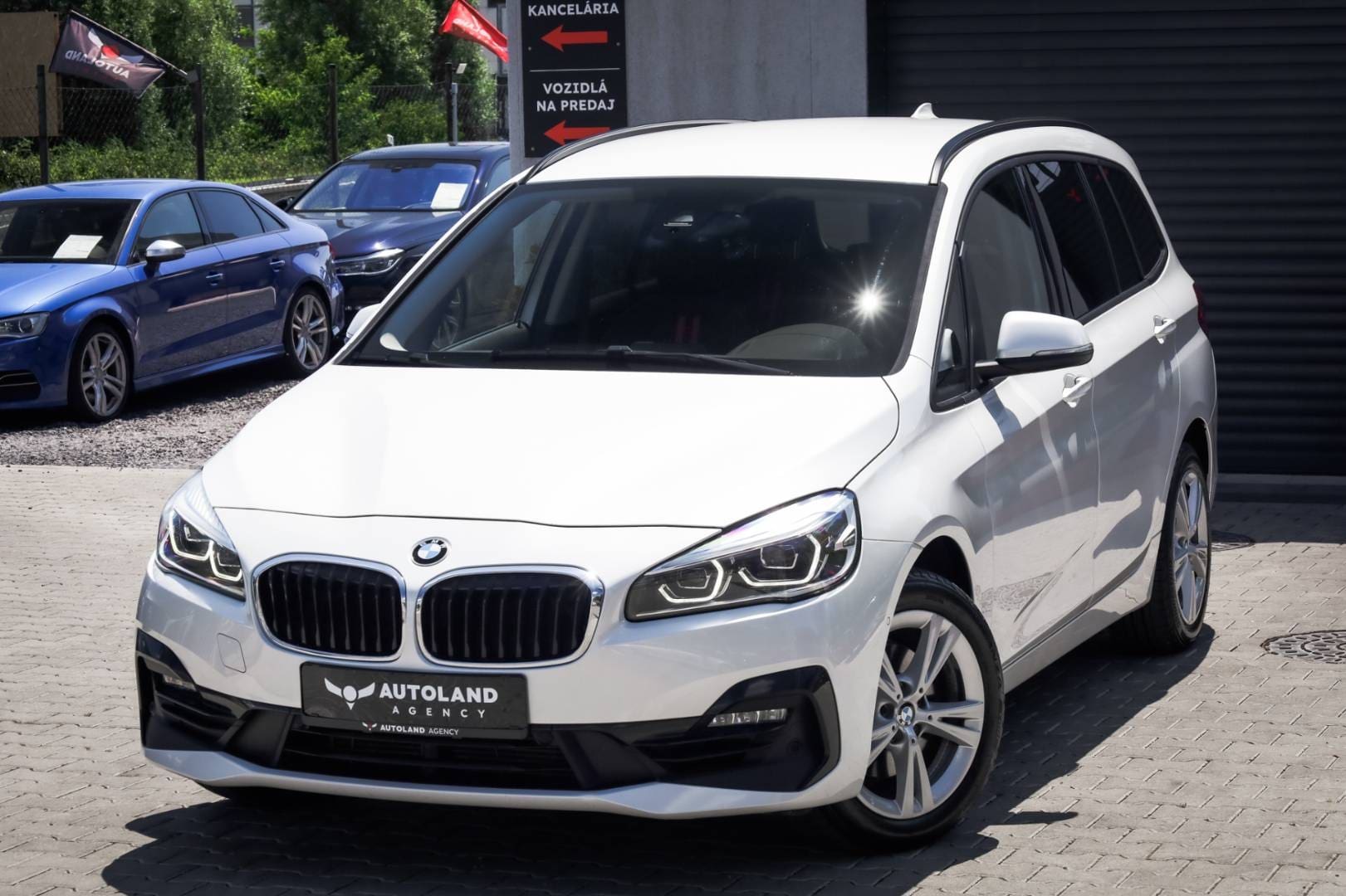 BMW-Rad-2-Gran-Tourer-218i-Advantage-AT-7-miest-1