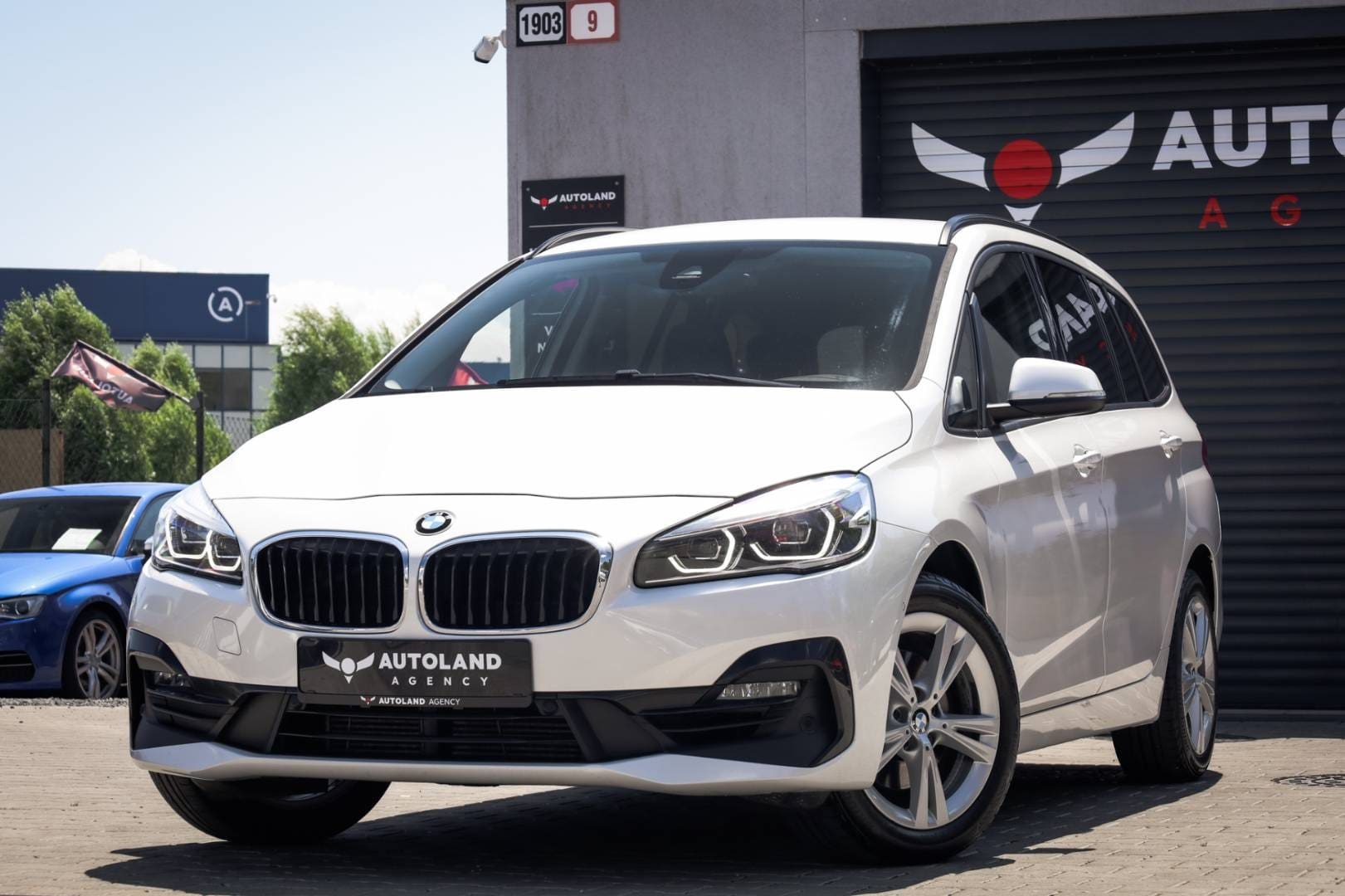 BMW-Rad-2-Gran-Tourer-218i-Advantage-AT-7-miest