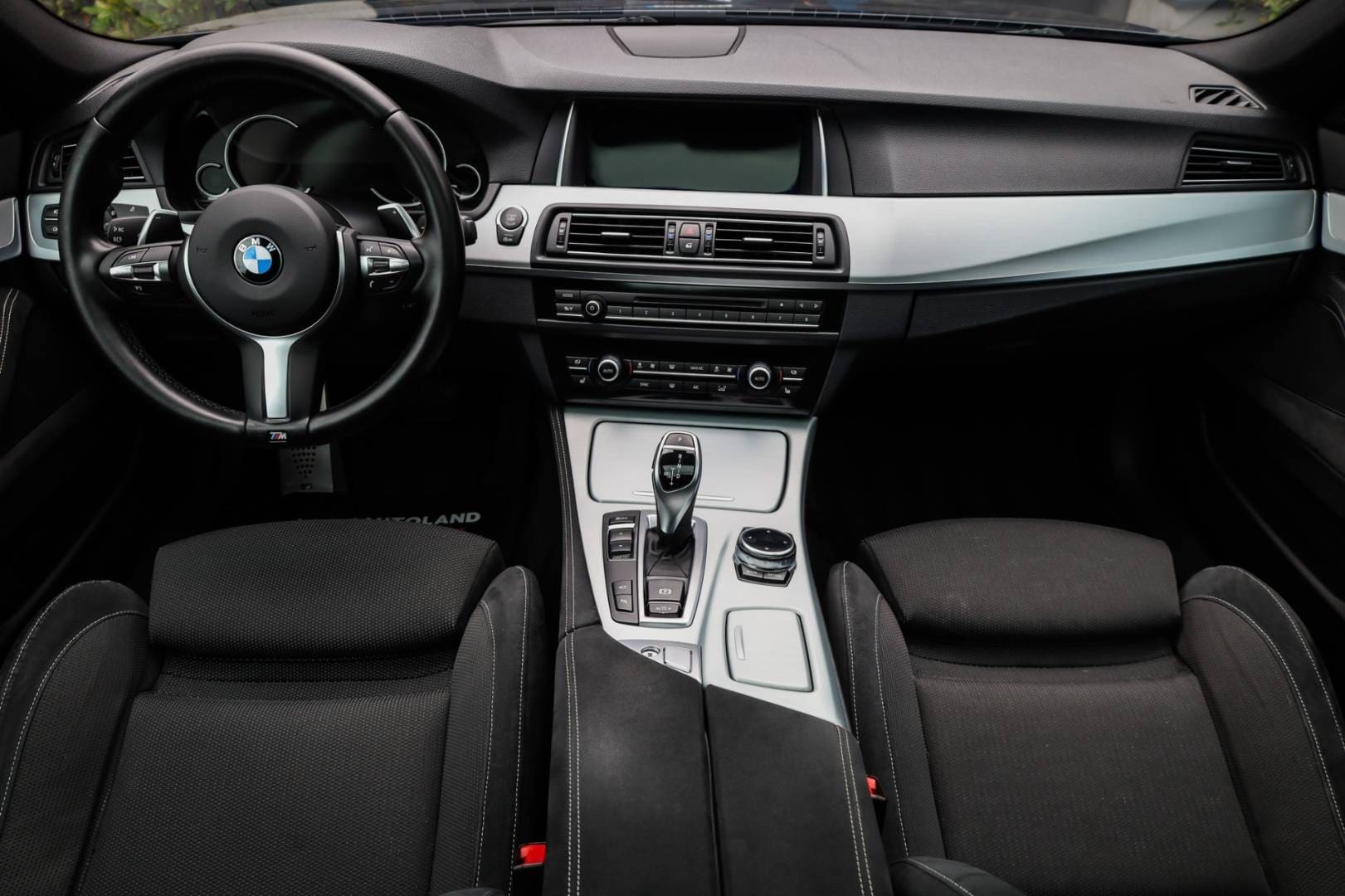 BMW-Rad-5-530d-258k-M-Paket-AT-14