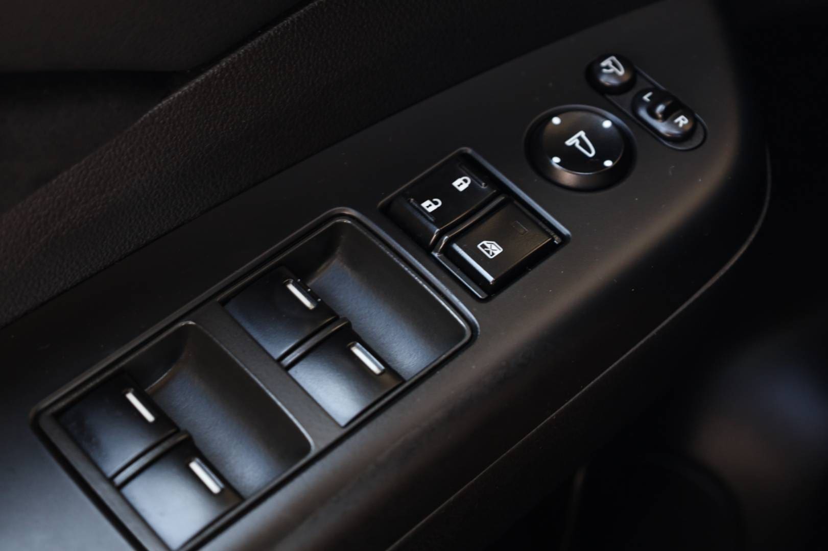 Honda-CR-V-20-i-VTEC-Elegance-2WD-35
