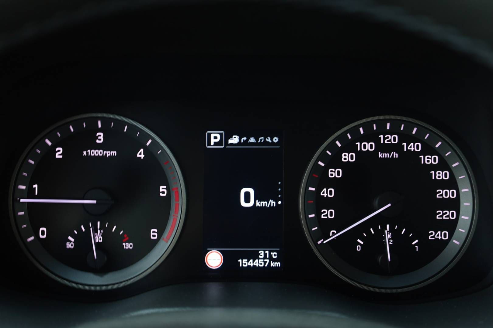 Hyundai-Tucson-17-CRDi-Style-7DCT-21