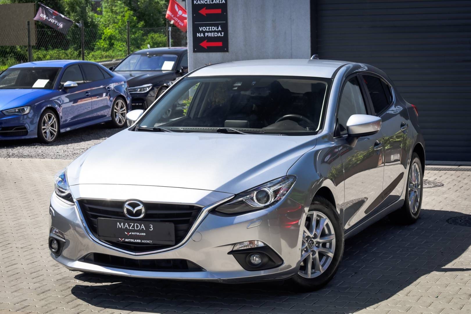 Mazda-3-20-Skyactiv-G120-Attraction-AT-1