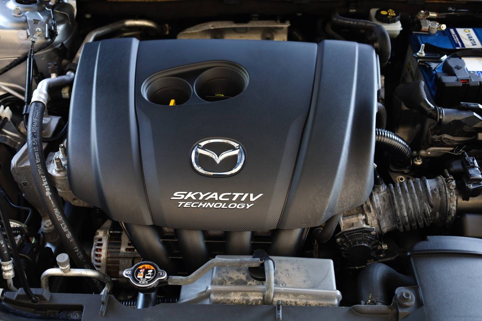 Mazda-3-20-Skyactiv-G120-Attraction-AT-41