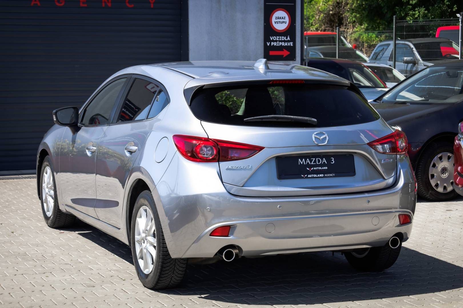 Mazda-3-20-Skyactiv-G120-Attraction-AT-9