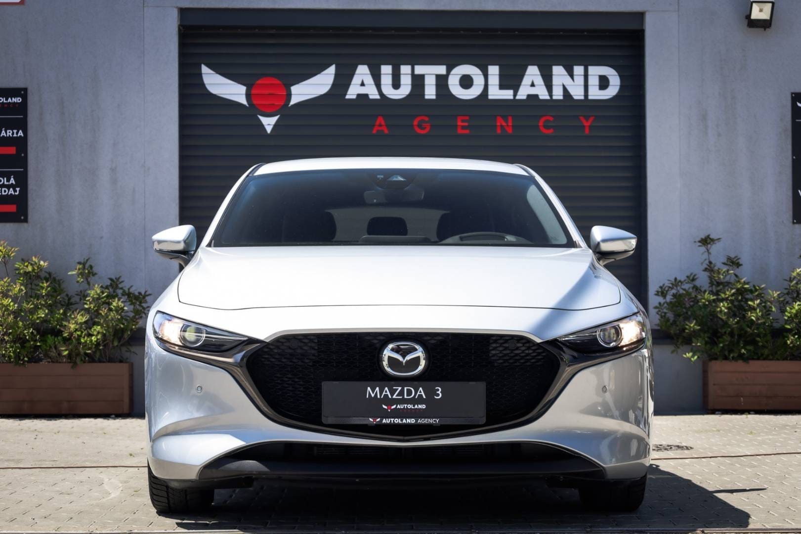 Mazda-3-20-Skyactiv-G122-PlusSafety-2