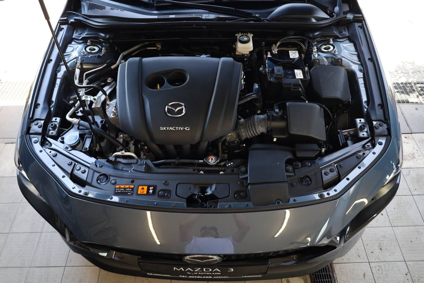 Mazda-3-20-Skyactiv-G122-PlusStyleSafety-AT-45