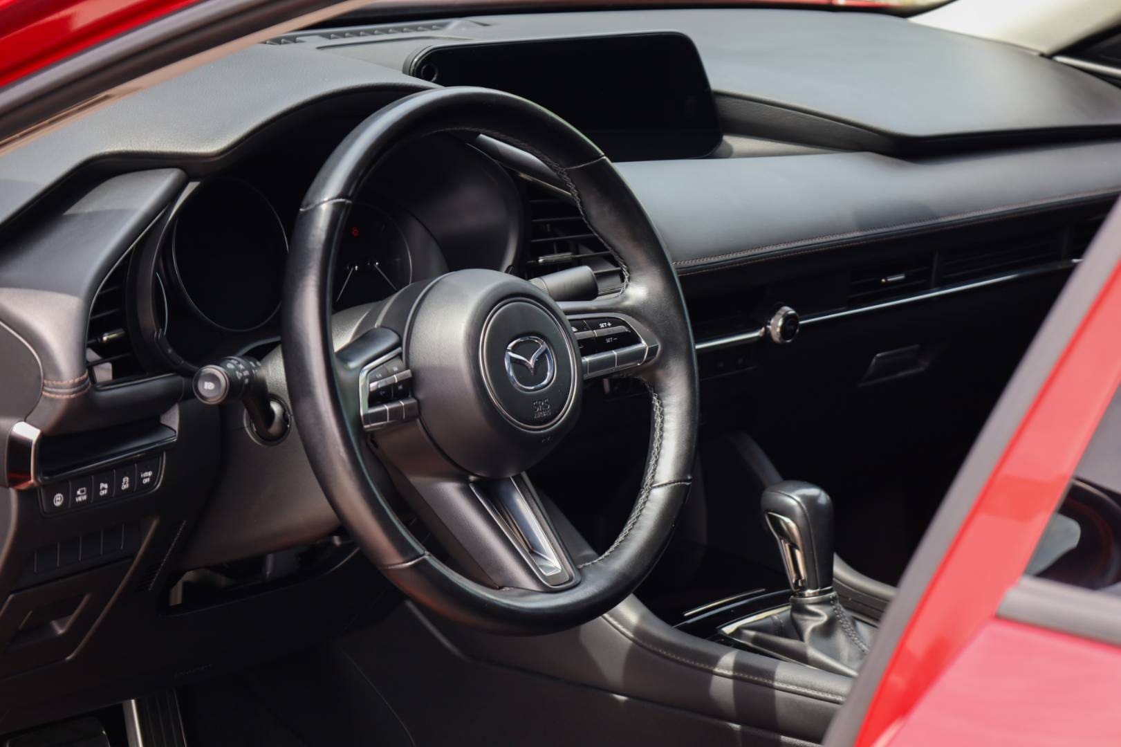 Mazda-3-20-Skyactiv-G122-PlusStyleSoundSafety-AT-11