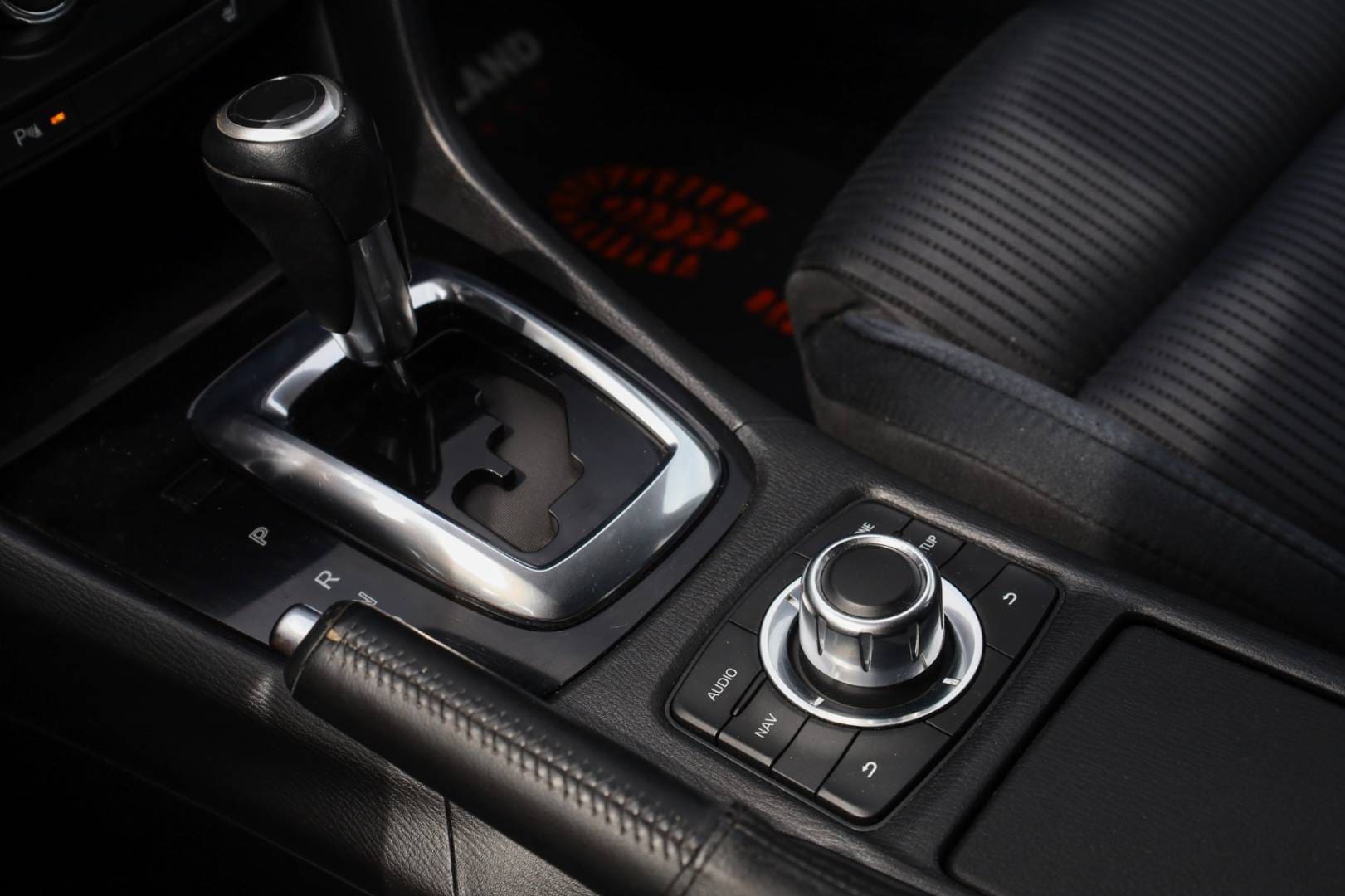 Mazda-6-Combi-Wagon-6-20-Skyactiv-G-Attraction-AT-29