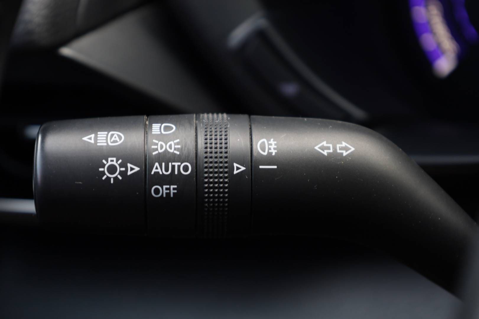 Mazda-MX-30-e-Skyactiv-EV-Advantage-18