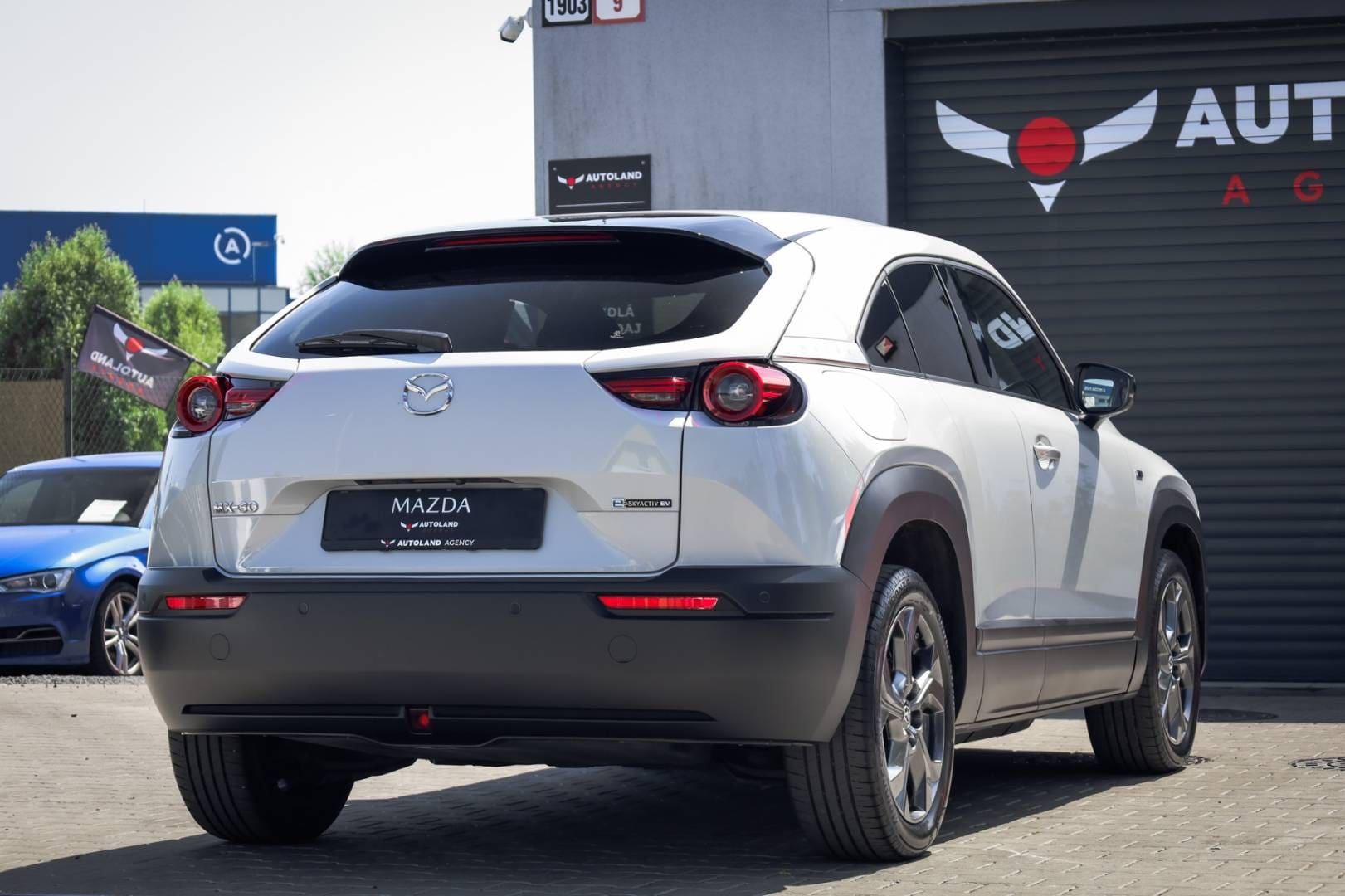 Mazda-MX-30-e-Skyactiv-EV-Advantage-5