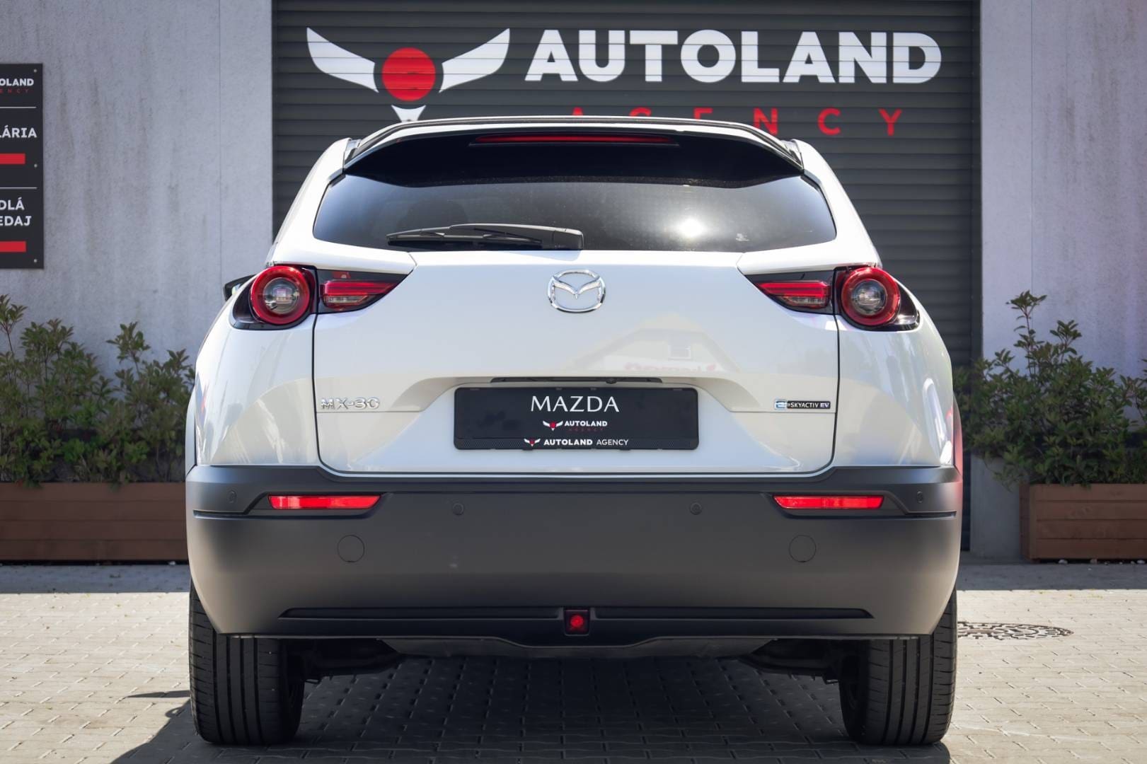Mazda-MX-30-e-Skyactiv-EV-Advantage-7