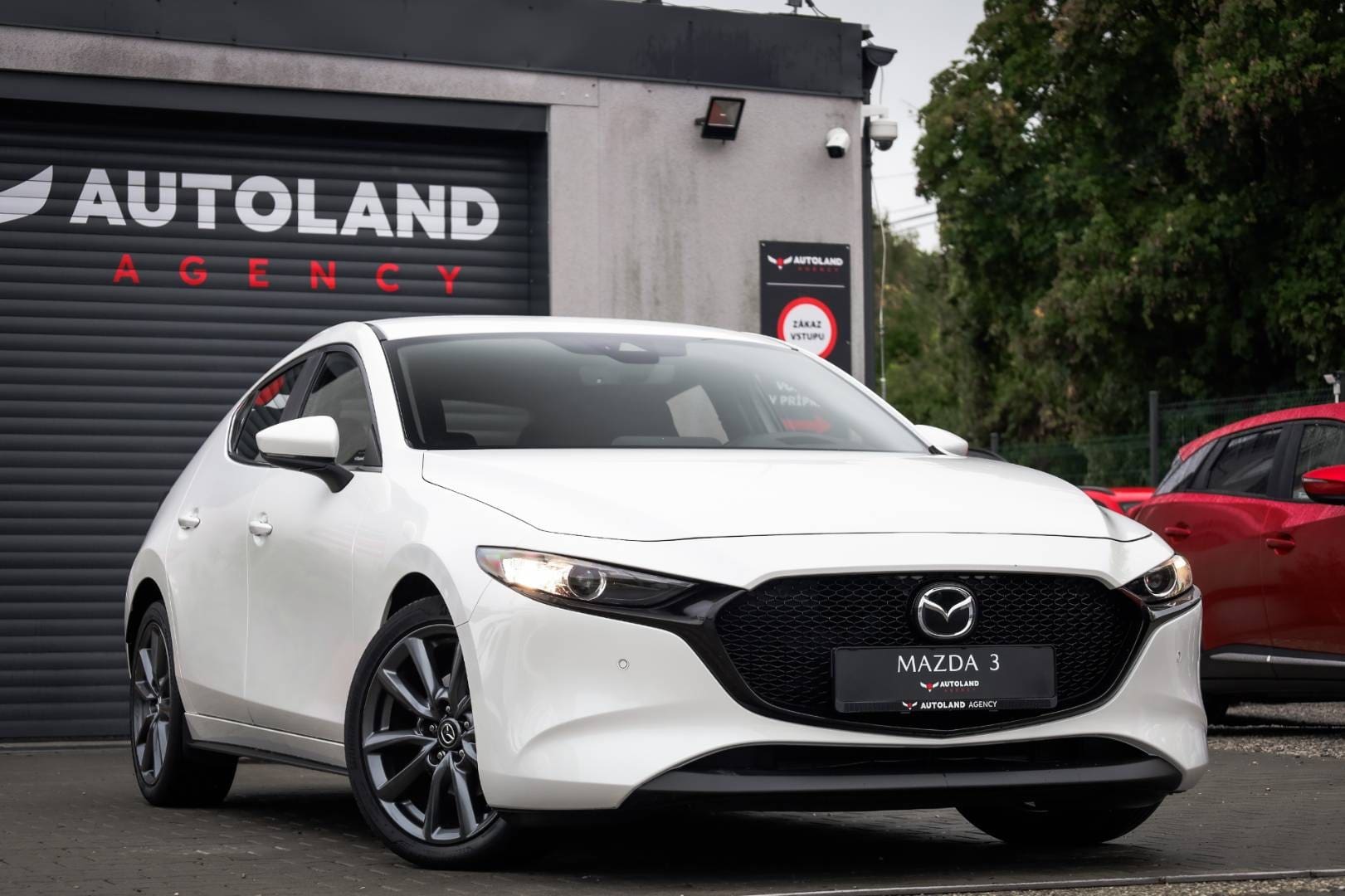 Mazda-3-20-Skyactiv-G122-PlusStyleSafety-3