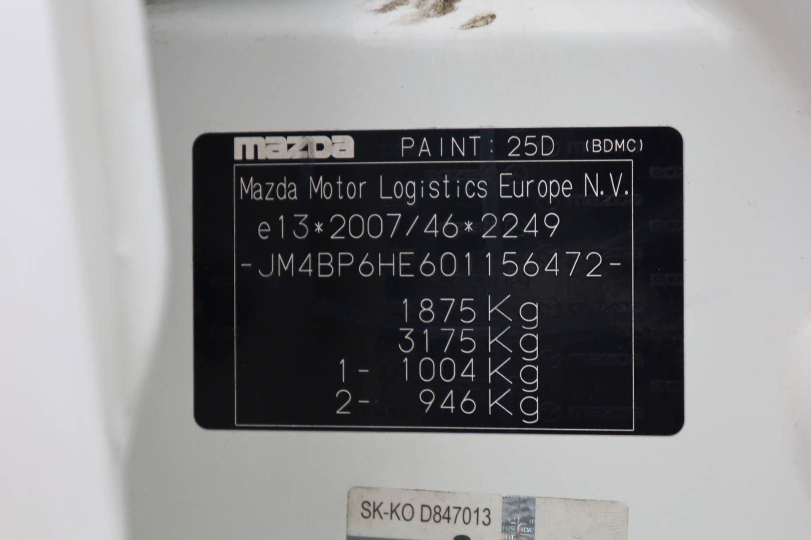 Mazda-3-20-Skyactiv-G122-PlusStyleSafety-52