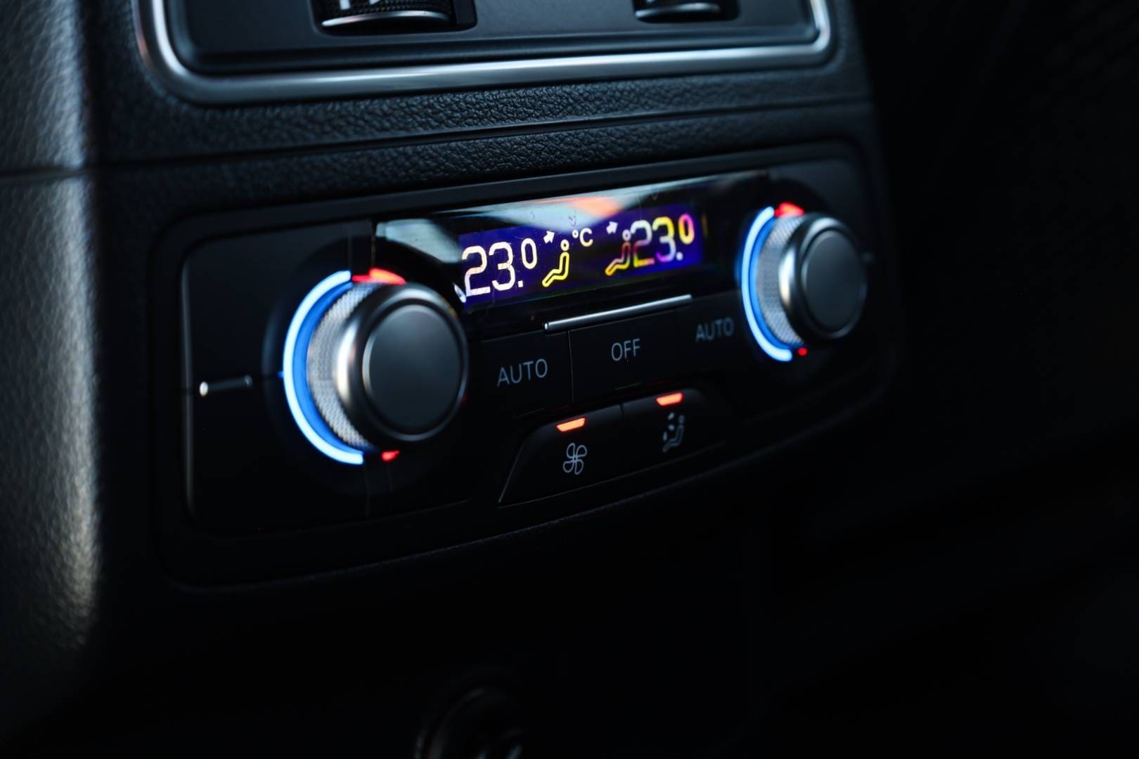 Audi-A6-Avant-30-V6-TDI-DPF-272k-quattro-S-tronic-40