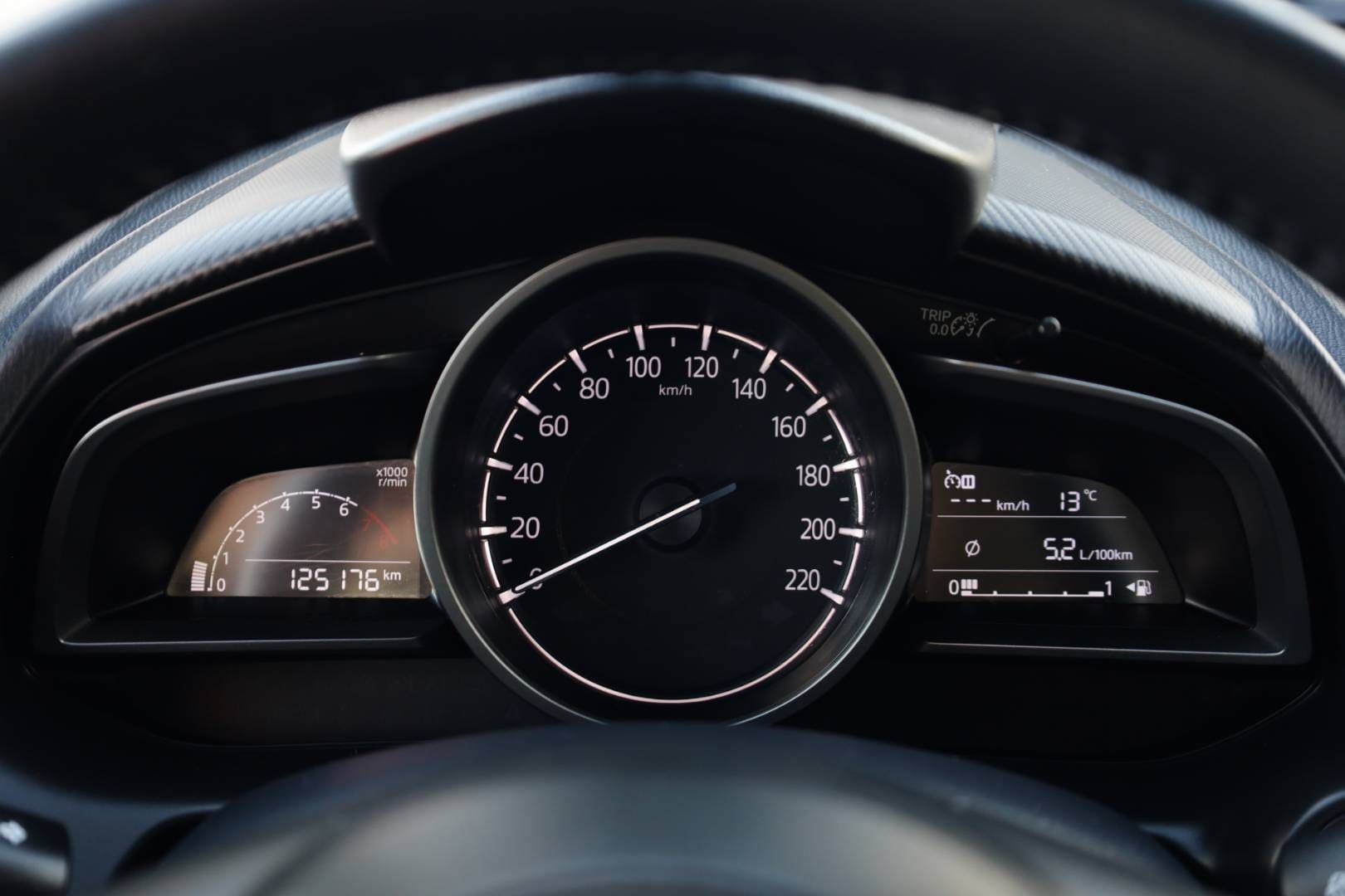 Mazda-2-15-Skyactiv-G90-Takumi-21