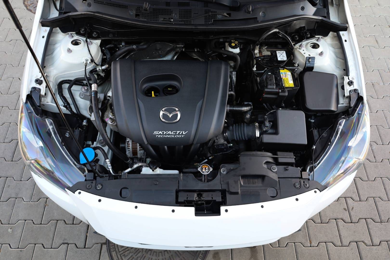 Mazda-2-15-Skyactiv-G90-Takumi-43