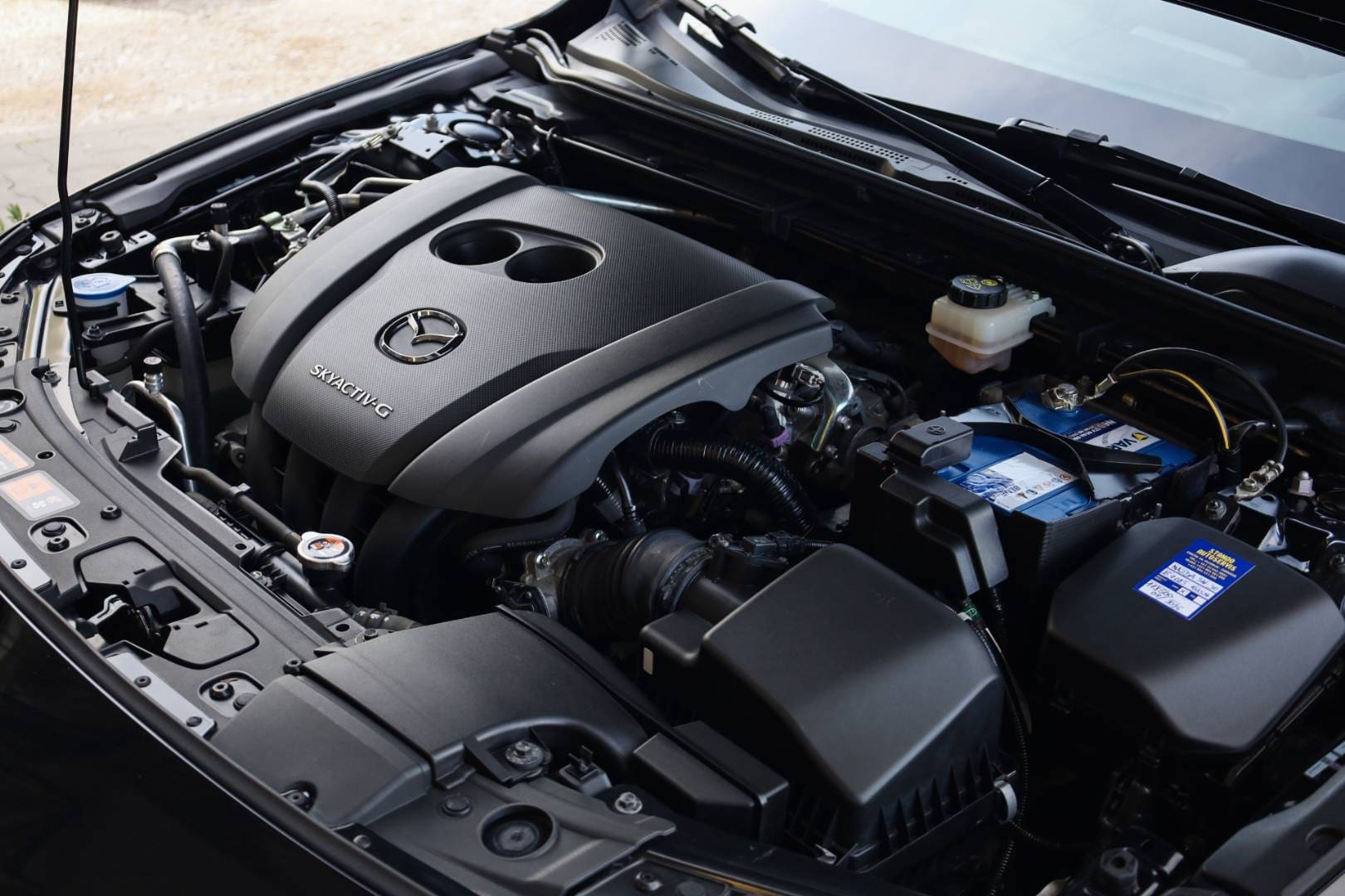 Mazda-3-20-Skyactiv-G122-Homura-52