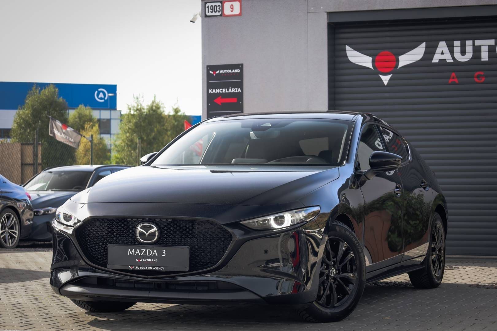 Mazda-3-20-Skyactiv-G122-Homura