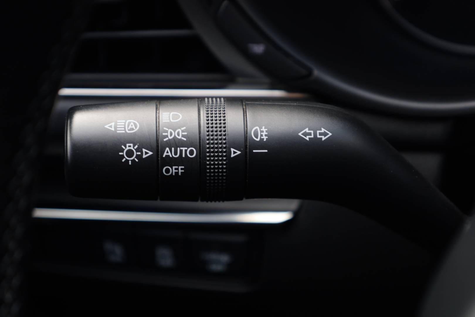 Mazda-3-20-Skyactiv-G150-PlusSafety-AT-19