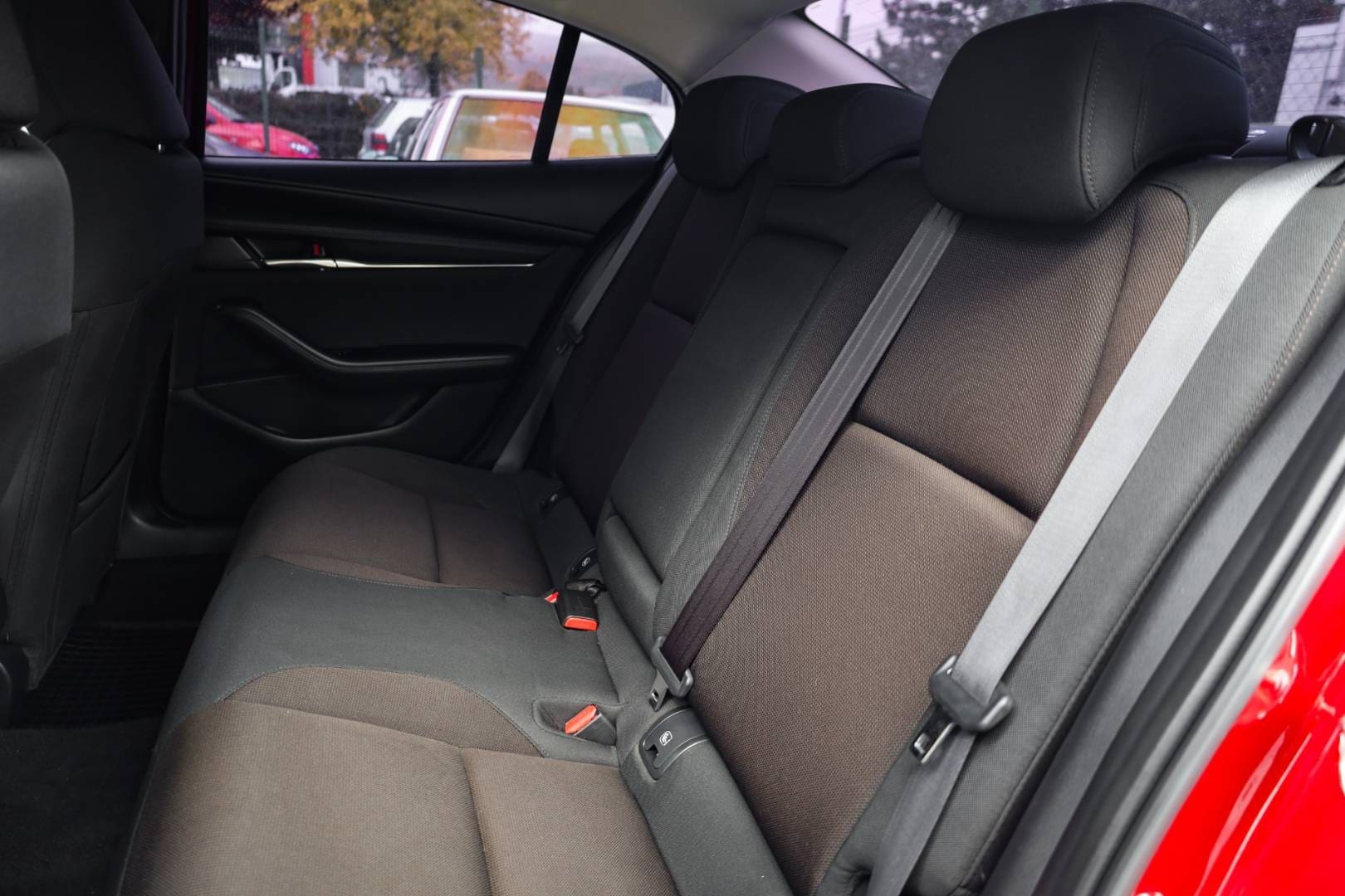 Mazda-3-20-Skyactiv-G150-PlusSafety-AT-38