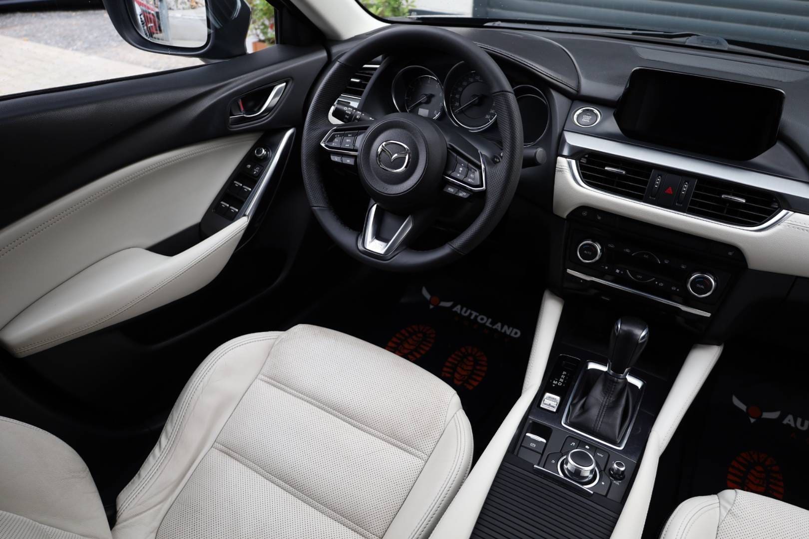 Mazda-6-25-Skyactiv-G-Revolution-TOP-AT-14