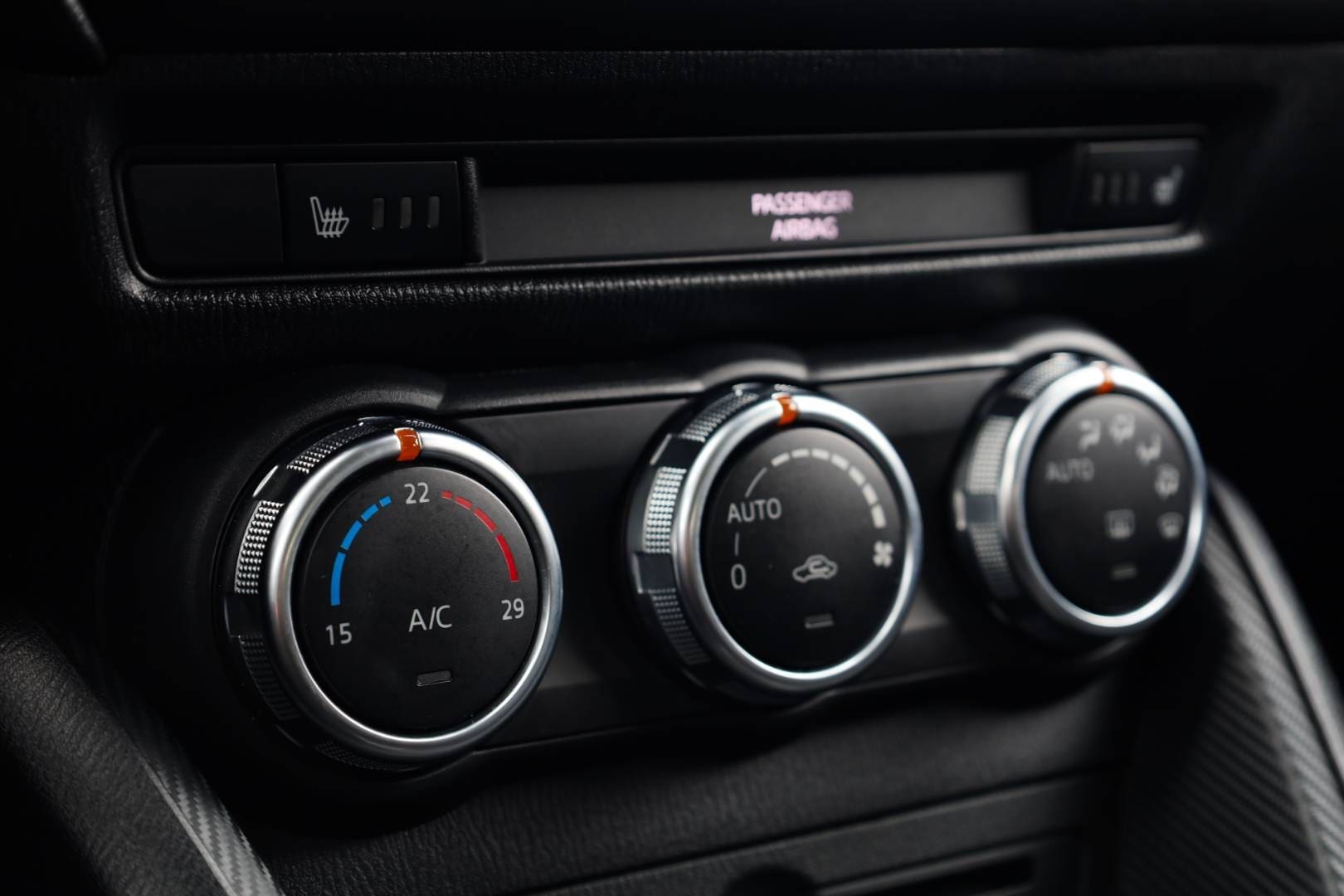 Mazda-CX-3-20-Skyactiv-G120-Attraction-30