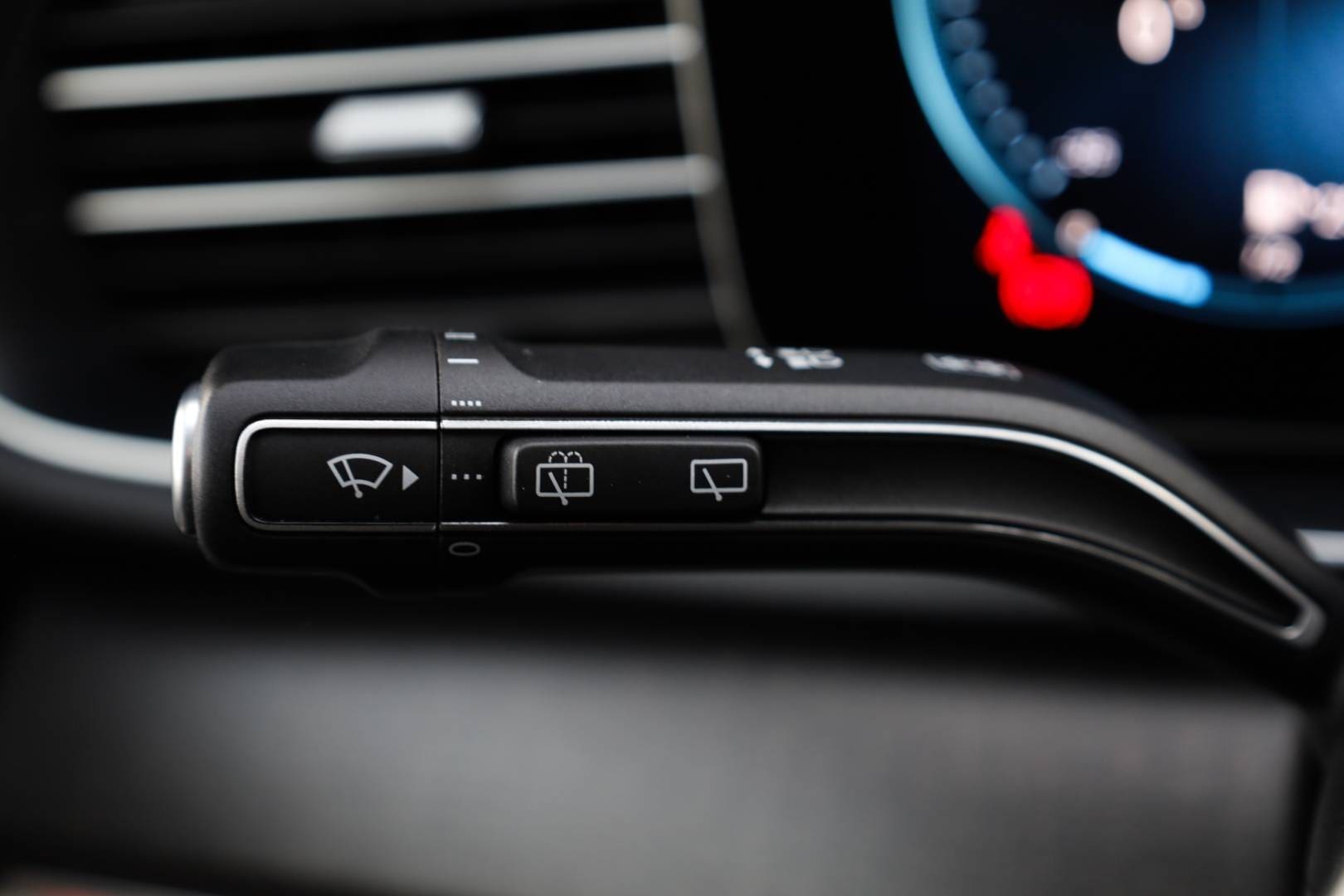 Mercedes-Benz-GLS-400-d-4MATIC-AT-20