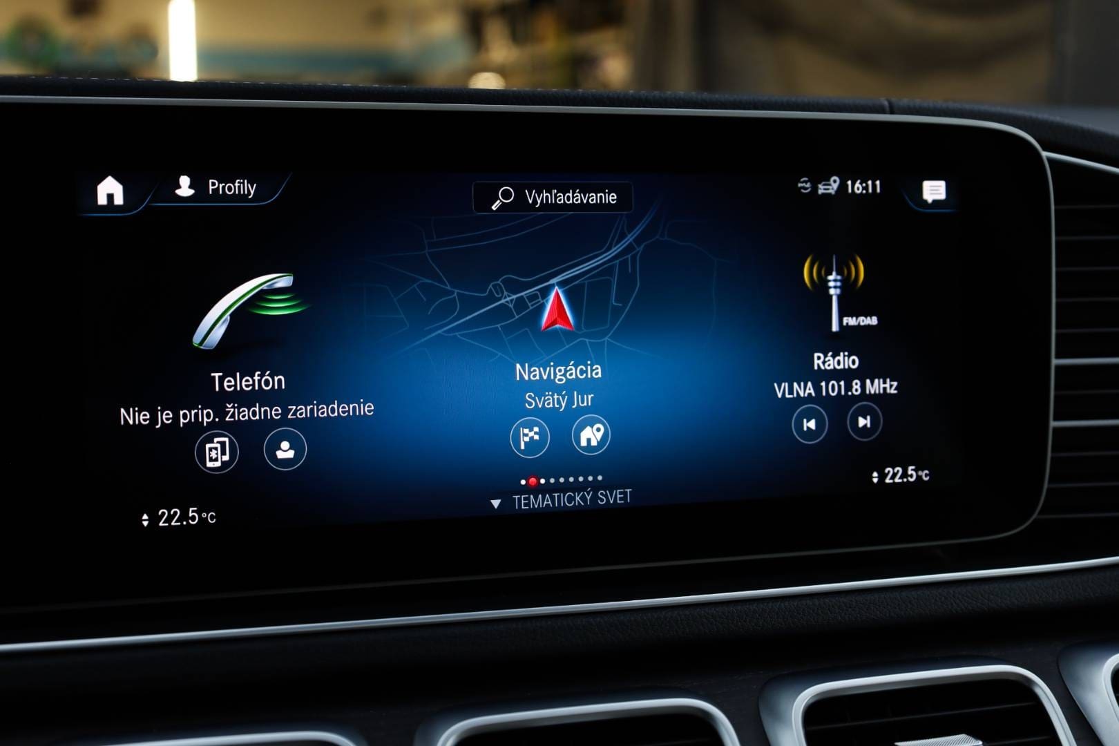 Mercedes-Benz-GLS-400-d-4MATIC-AT-27