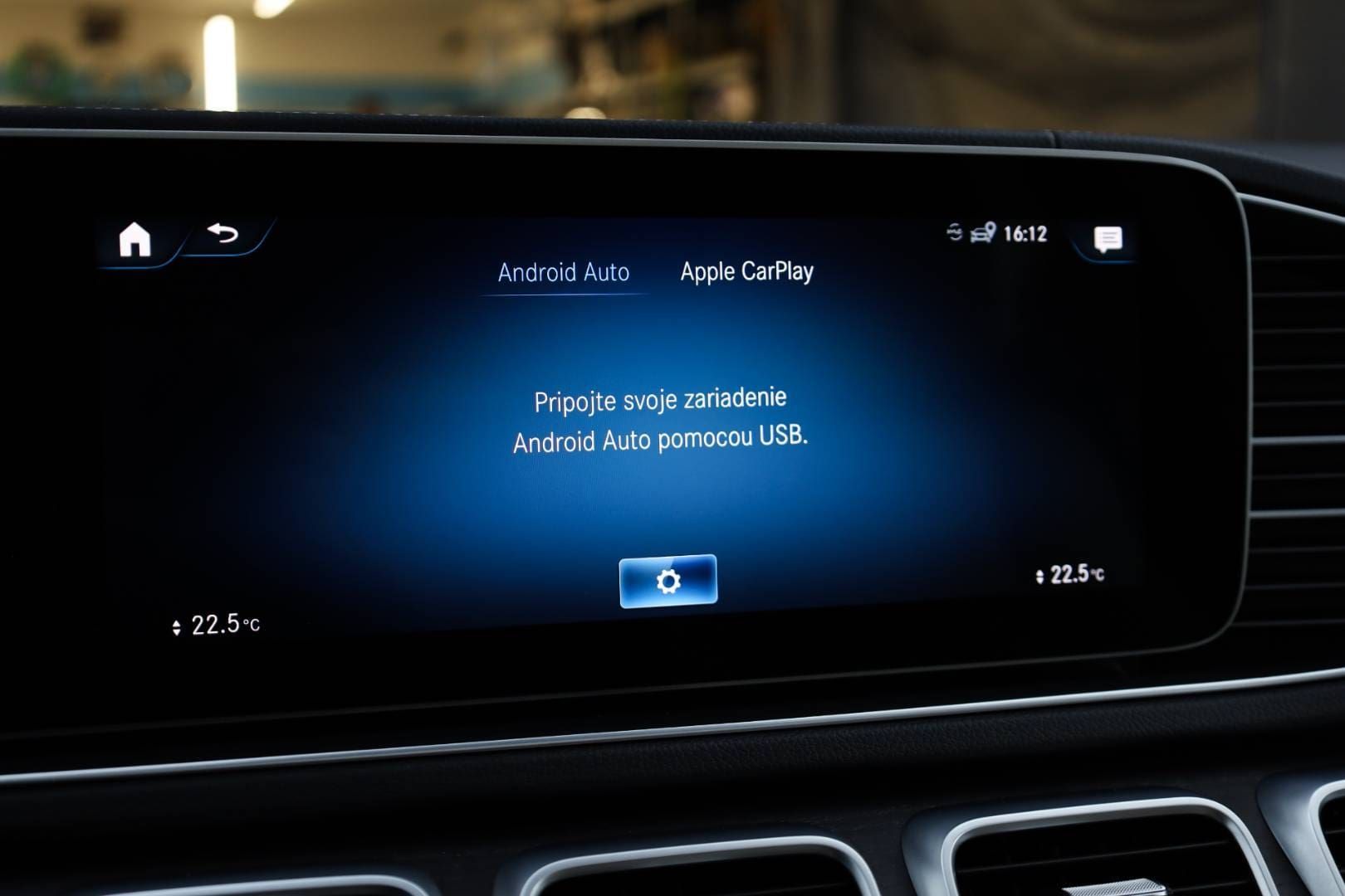 Mercedes-Benz-GLS-400-d-4MATIC-AT-33