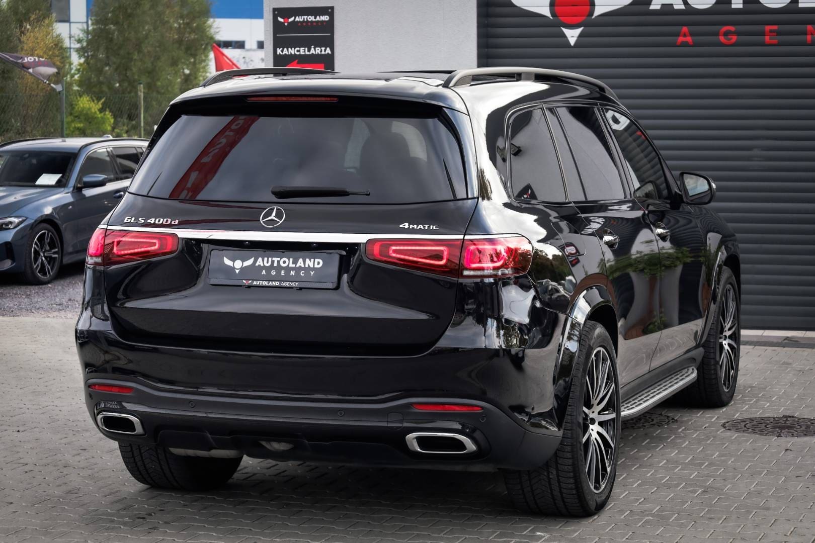 Mercedes-Benz-GLS-400-d-4MATIC-AT-6