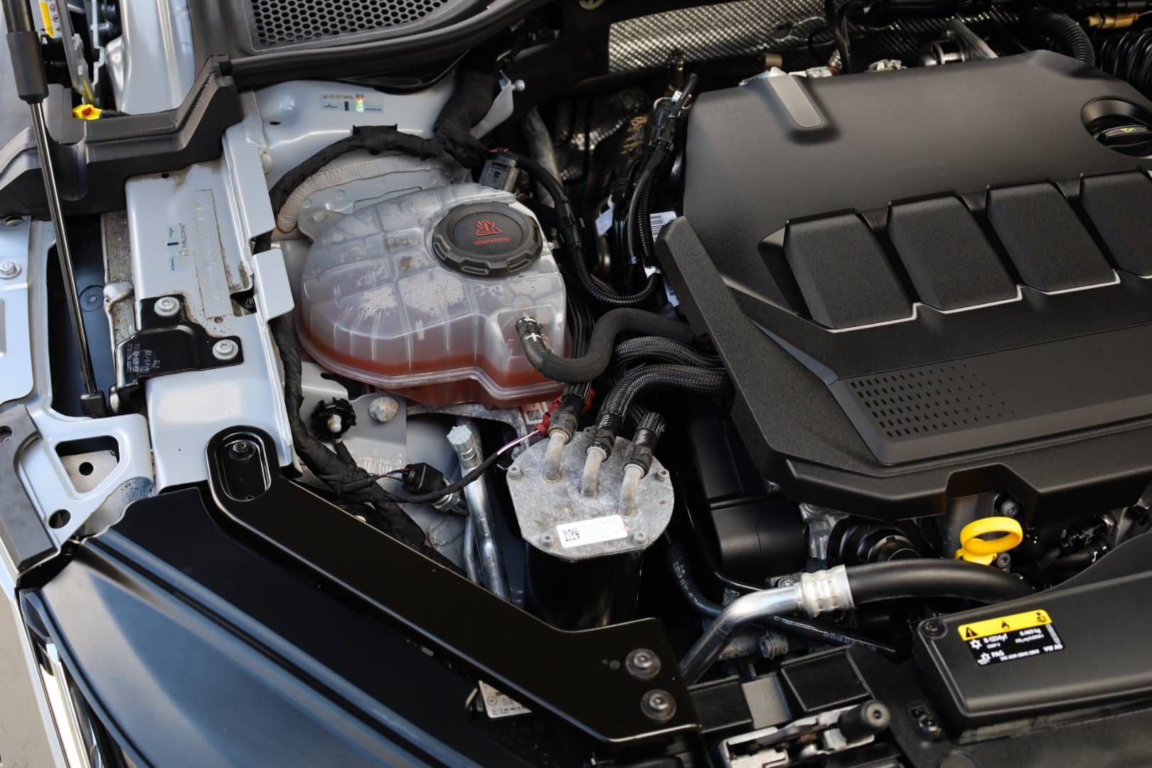 Volkswagen-Arteon-SB-20-TDI-Elegance-DSG-55