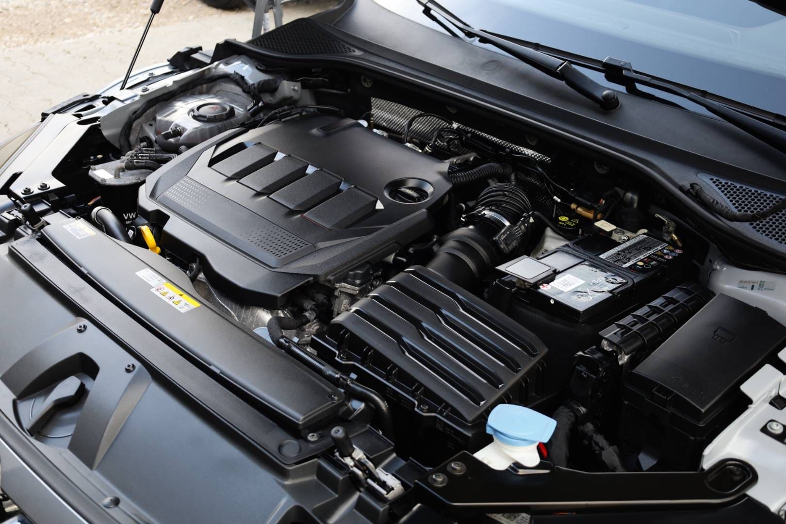 Volkswagen-Arteon-SB-20-TDI-Elegance-DSG-58