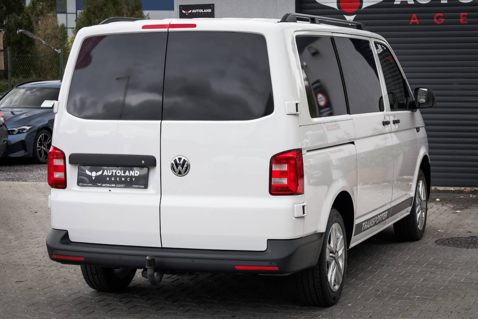 Volkswagen-T6-Transporter-20-TDi-Business-Van-DSG-6
