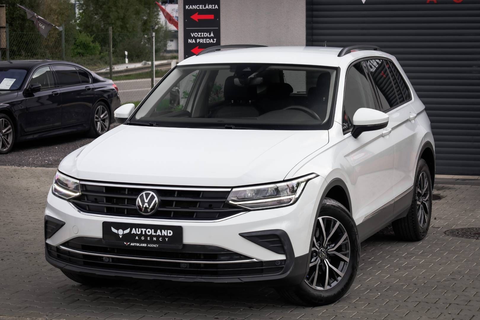 Volkswagen-Tiguan-20-TDI-EVO-Life-DSG-Webasto-1