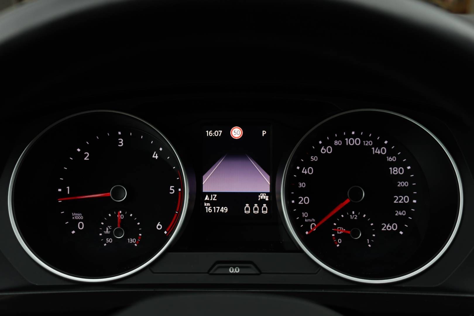 Volkswagen-Tiguan-20-TDI-EVO-Life-DSG-Webasto-22